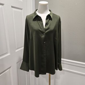 Banana Republic Silky Classic Shirt in Bright Moss Green Size Extra Large